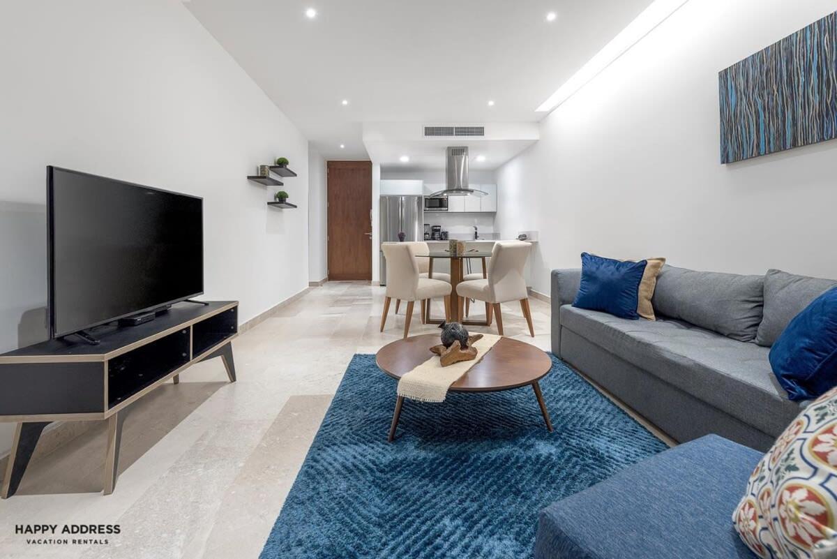 Trendy 1 Bedroom Apartment In Cruz Con Mar Brand New Building Playa del Carmen Eksteriør bilde